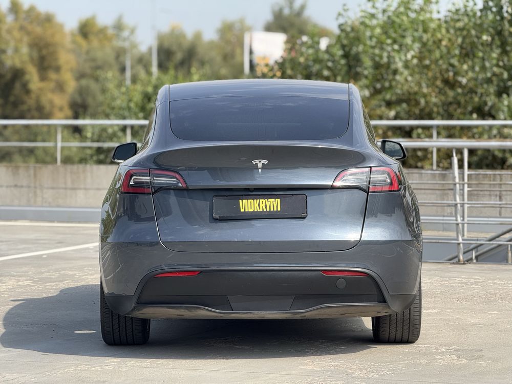 Tesla Model Y Long Range Dual Motor 2022 року, 82кВт, 28т.км.