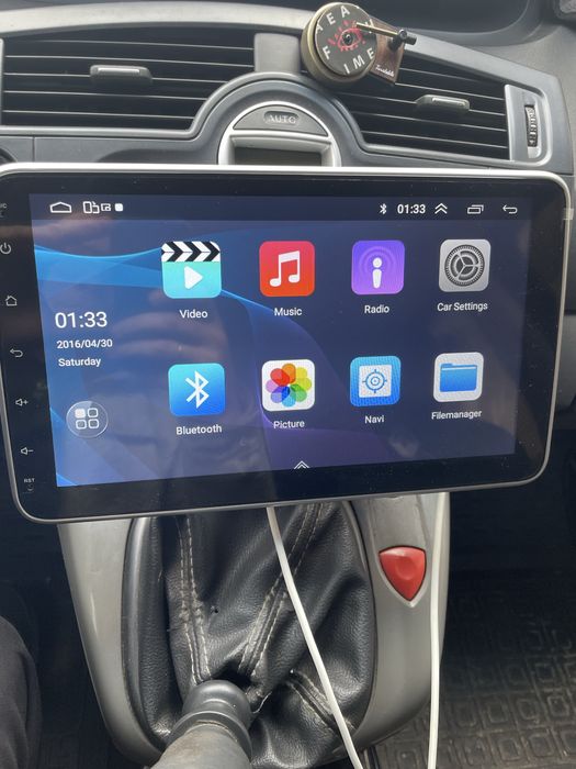 Продам магнітолу 1din