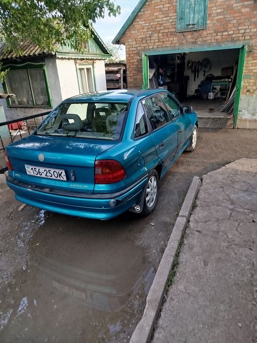 Продам  автомобіль