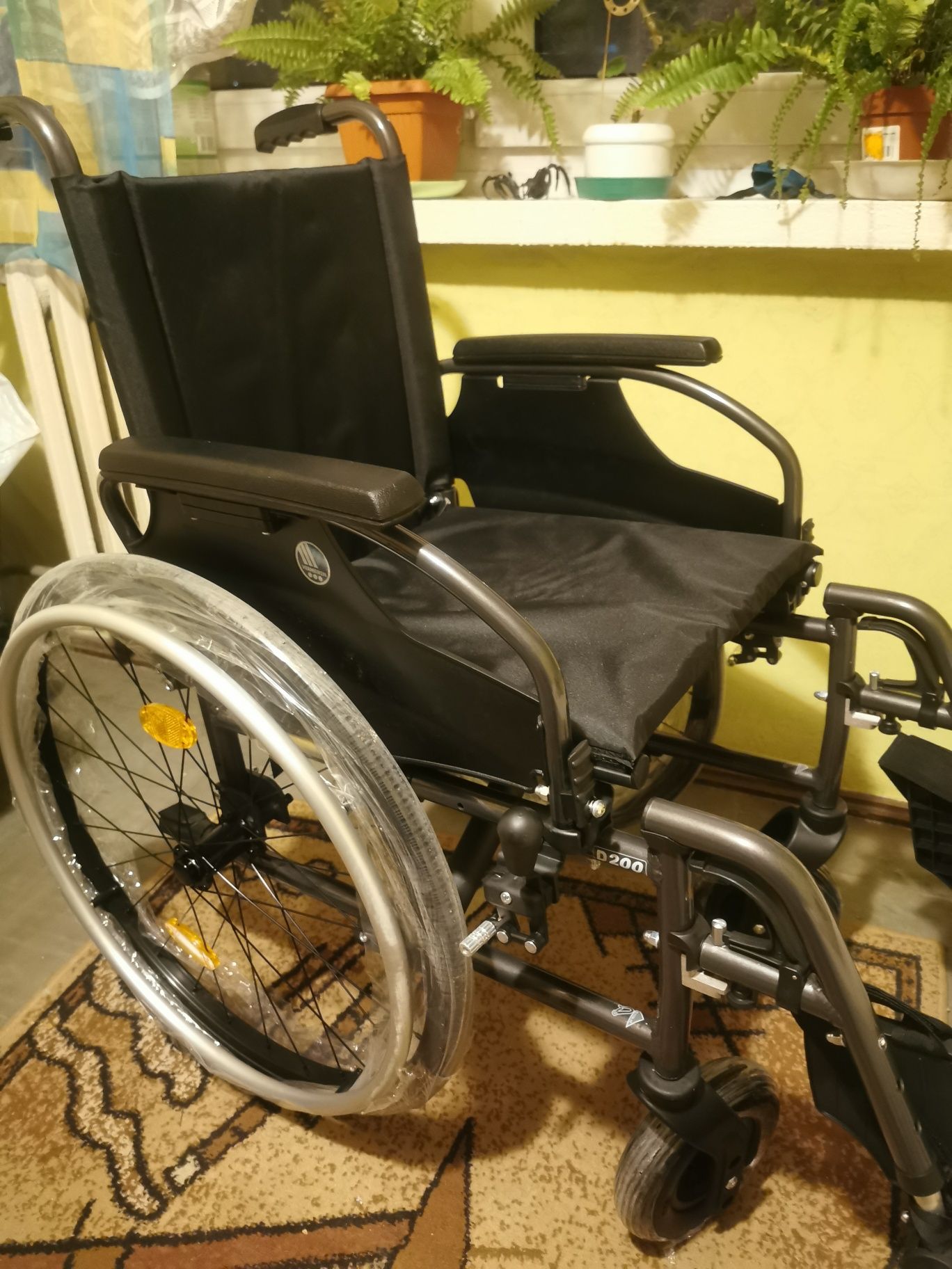 Wózek inwalidzki vermeiren d 200