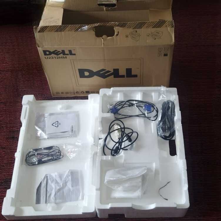 Продам монитор 23" Dell UltraSharp U2312HM