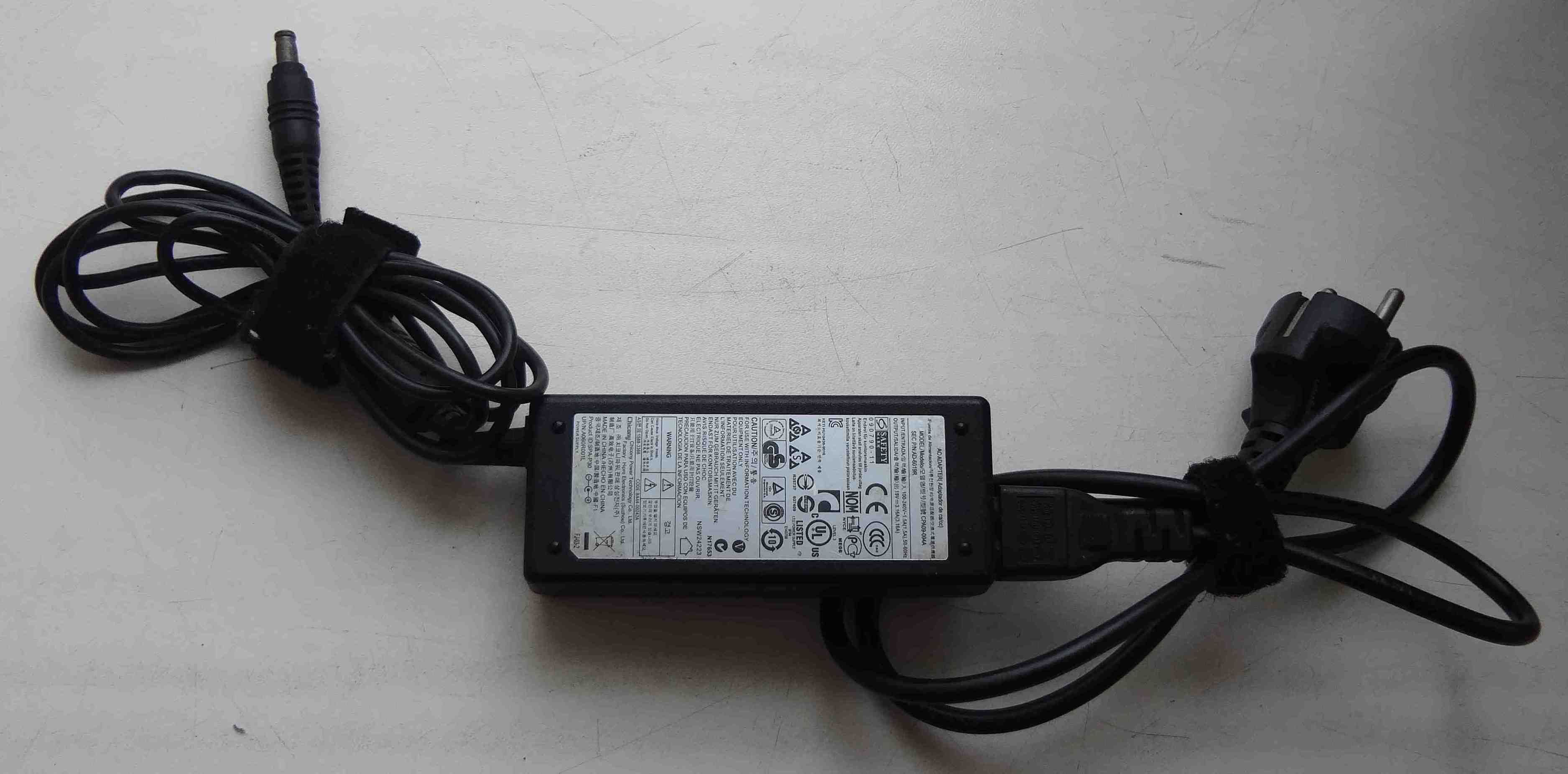 Блок питания 19V 3.16A AD-6019R, адаптер