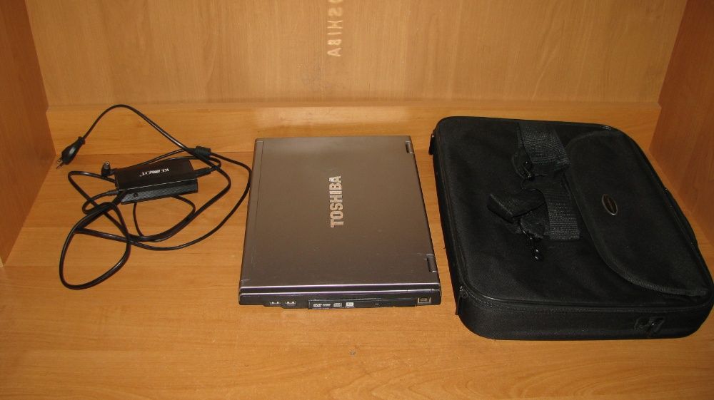 Laptop TOSHIBA TECRA M9 RS232 COM 14,1'' wxga mat zestaw diagnostyka