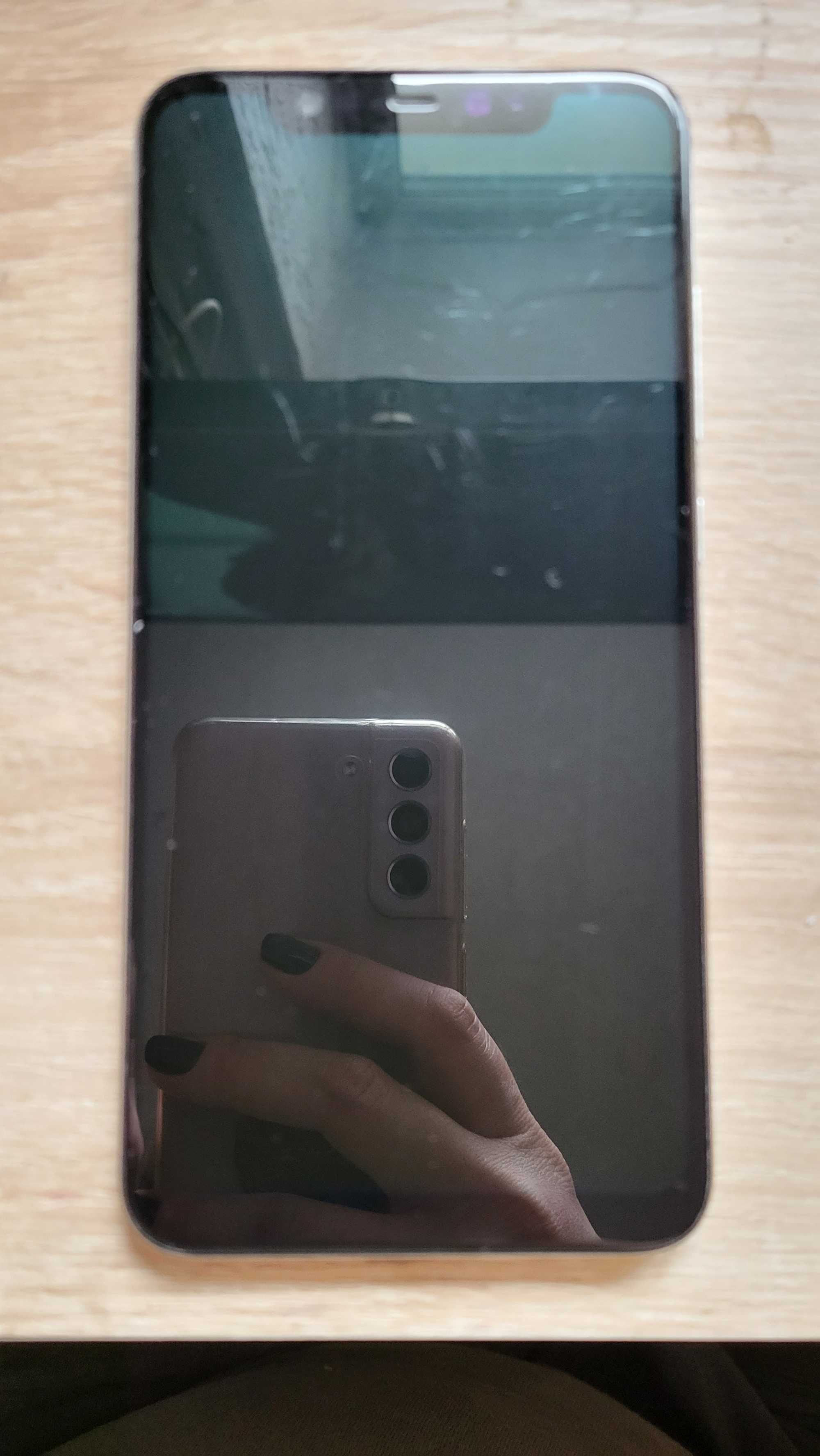 Смартфон Xiaomi mi8 6/64