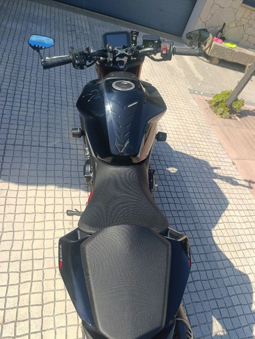 Mota Honda Hornet 750
