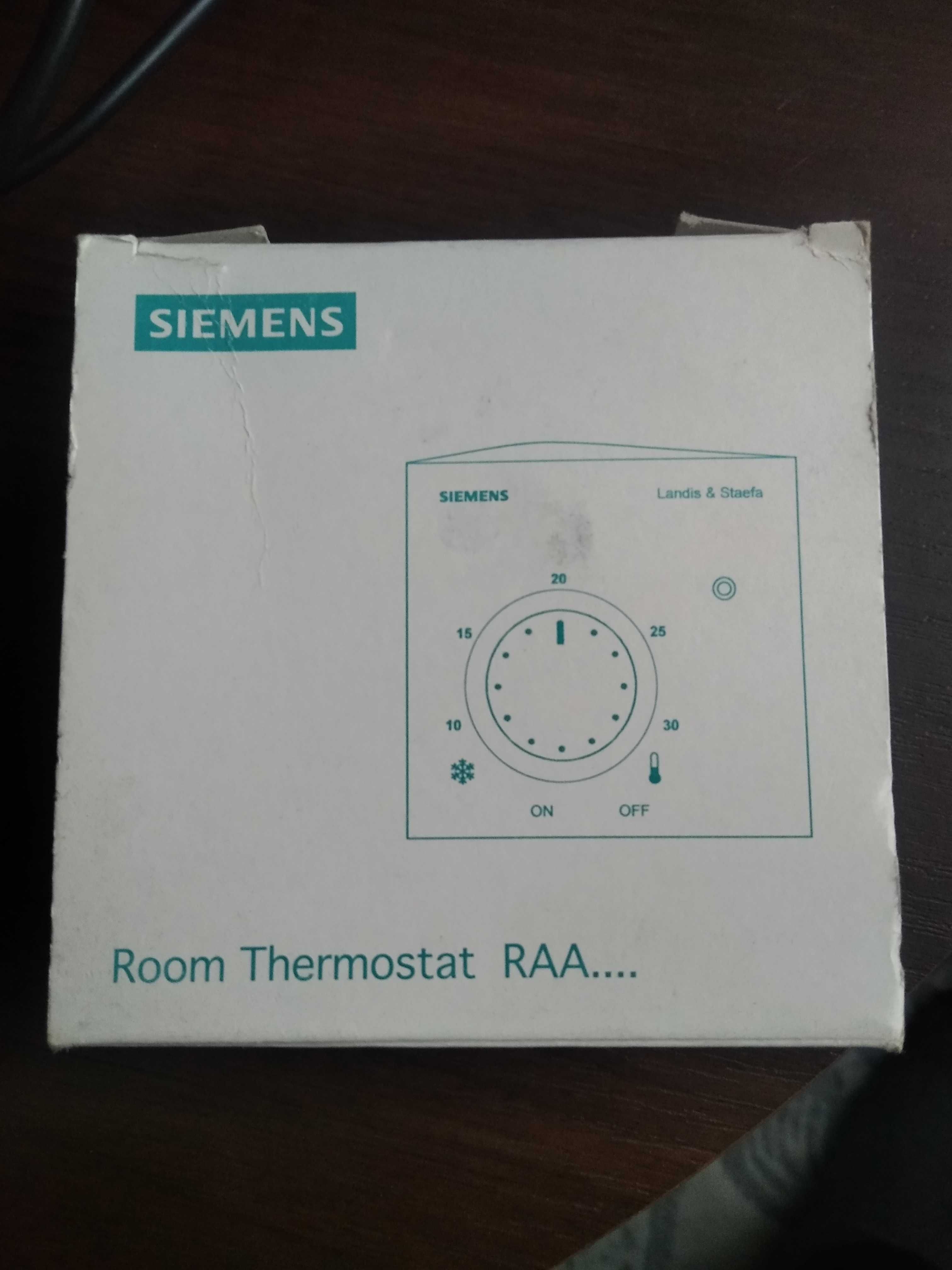 Электромеханический регулятор комнатной температуры Simens RAA03