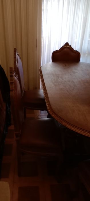 Mesa sala de jantar com 2 cadeiras