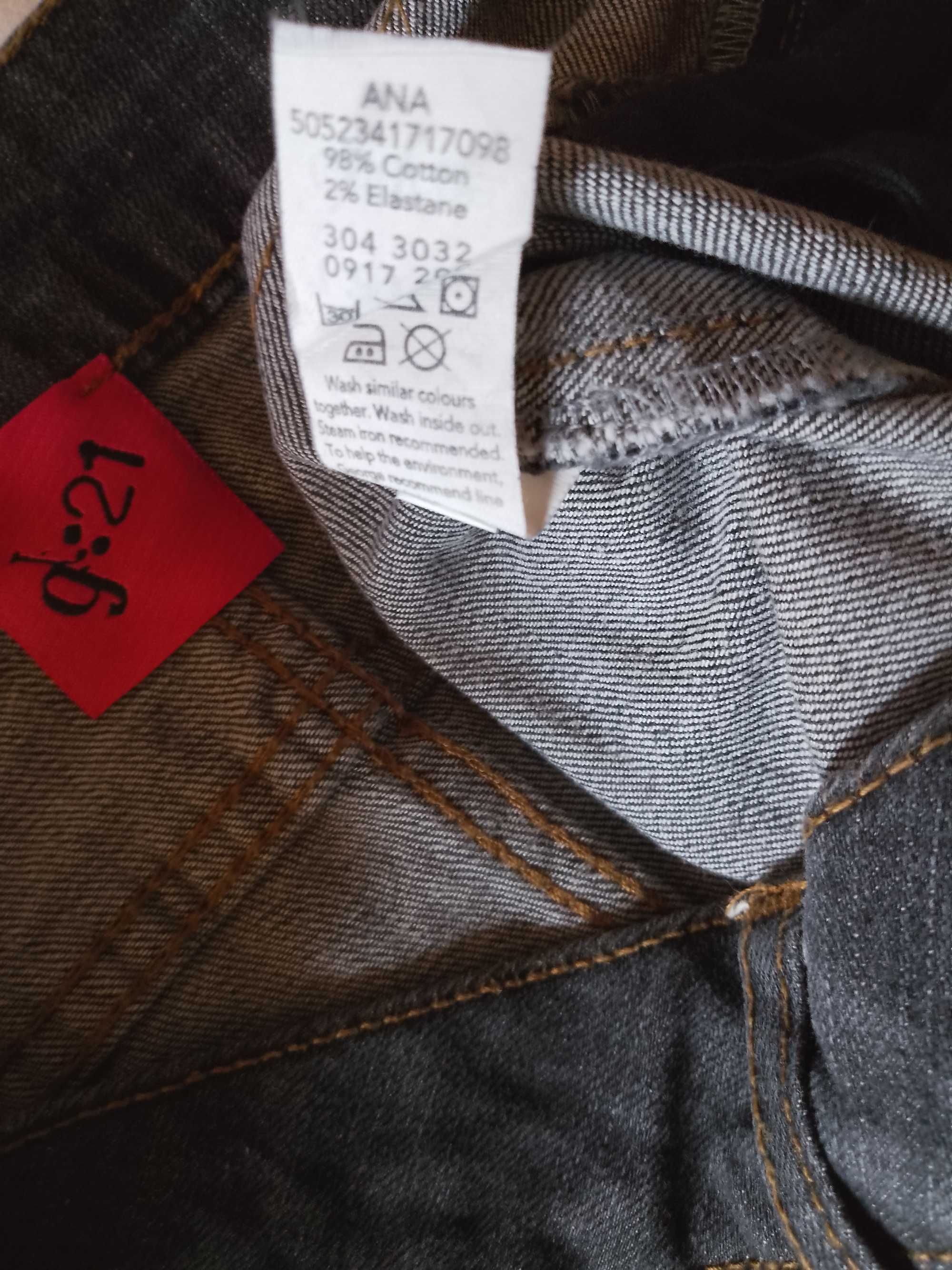 Spódnica jeansowa mini rozm. 12/40 przecierany jeans