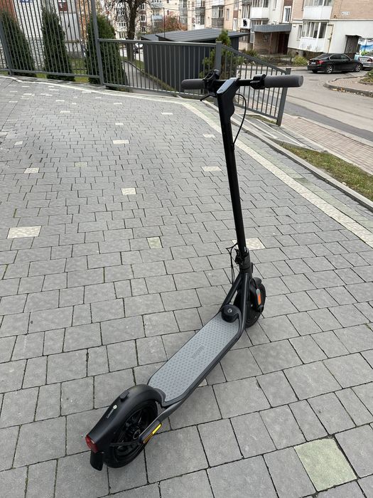 Електросамокат Ninebot F30