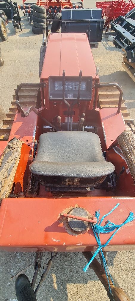 Trator de Rastos FIAT 665C