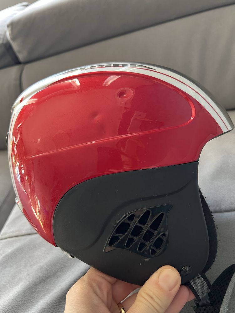 Kask narciarski dla dziecka