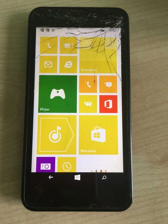 Смартфони Nokia Lumia 630 Уцінка