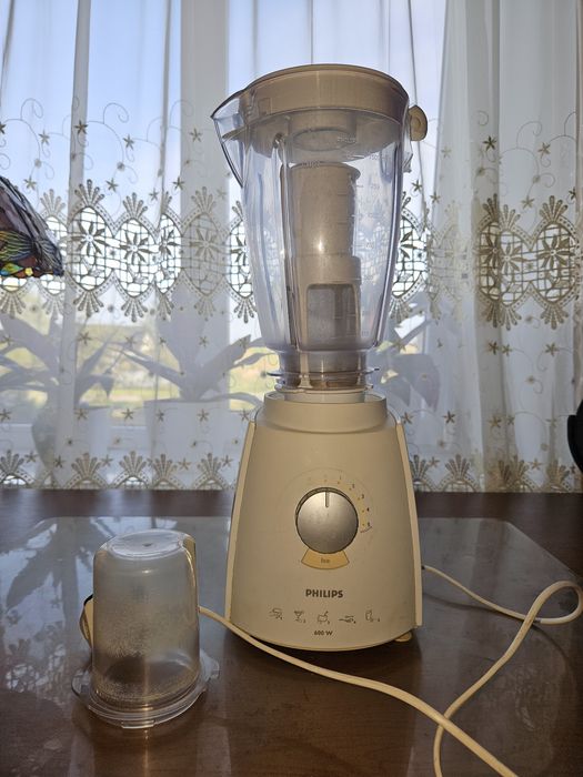 Блендер PHILIPS HR 2061/55 Б/у