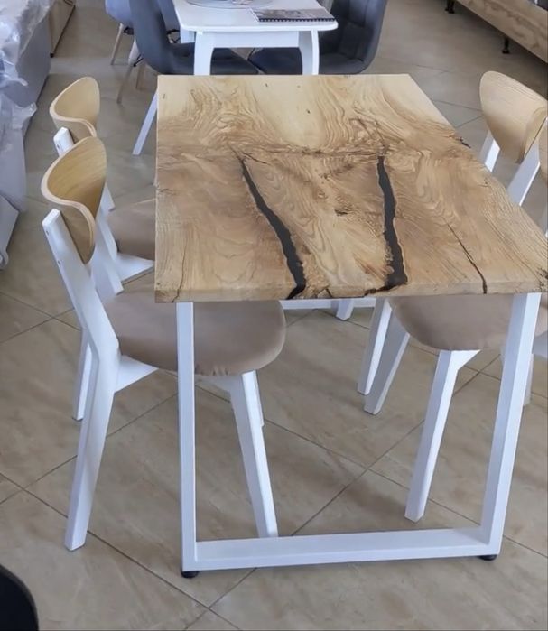 Стіл 2500 грн стіл кухонний