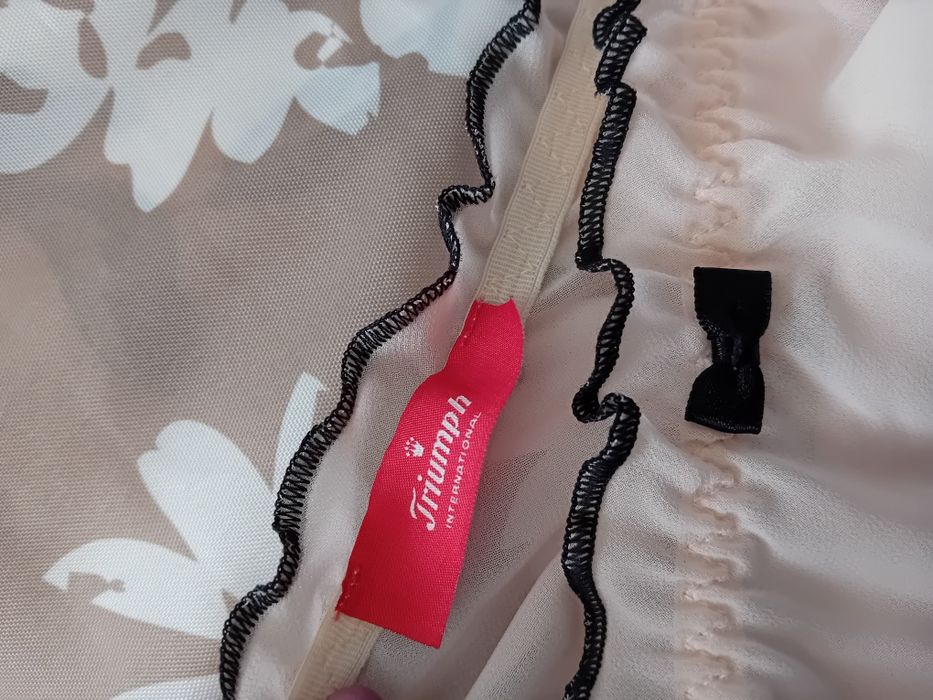 Sueca  Triumpf   feminina