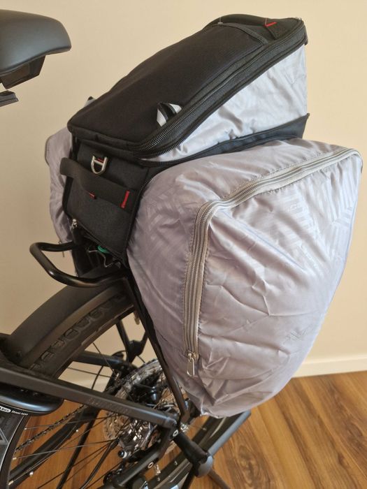 Bardzo pojemna torba rowerowa z adapterem do bagażnika Basil MIK 2.0