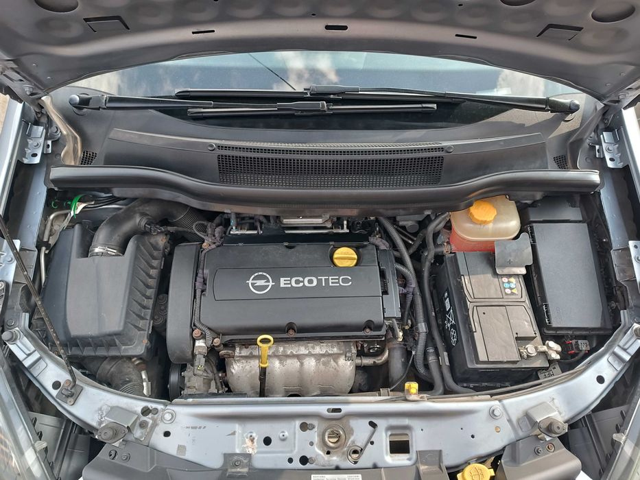 Opel Zafira 1.8 7-osobowy