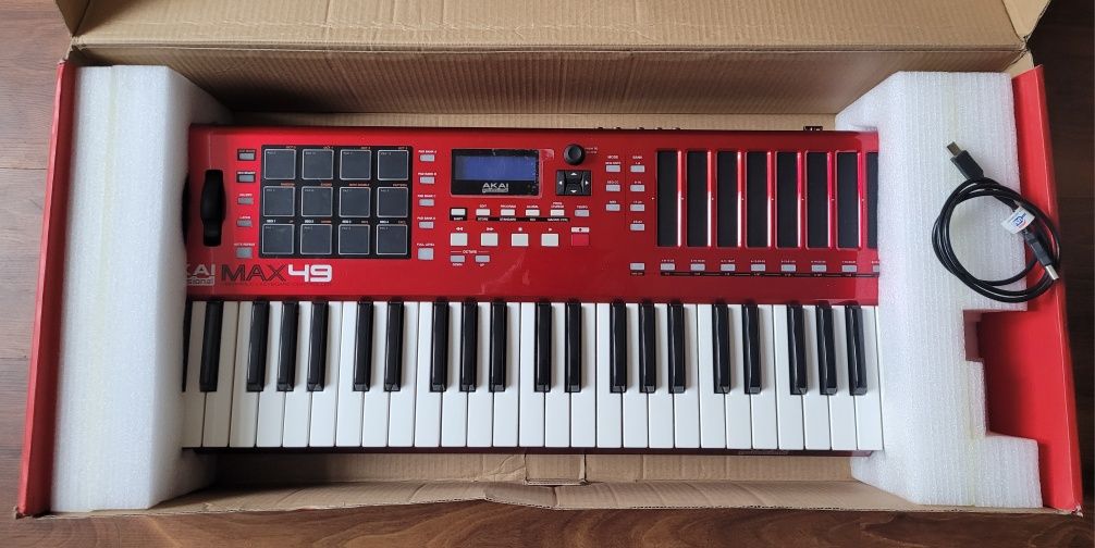 Akai max49 profesional klawiatura sterujaca midi jak nowa karton