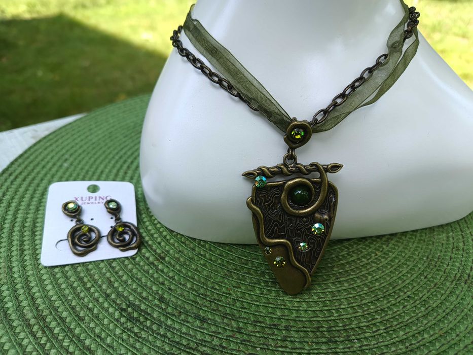 Біжутерія нова і б/в