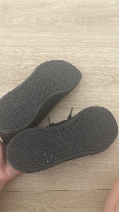 Tenis Adidas tamanho 38