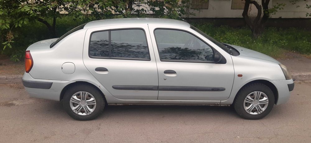 Renault Symbol Clio 2002