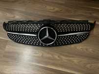 Grill typu “Diamond AMG” do Mercedes-Benz Klasa C W205 (2015–2021)