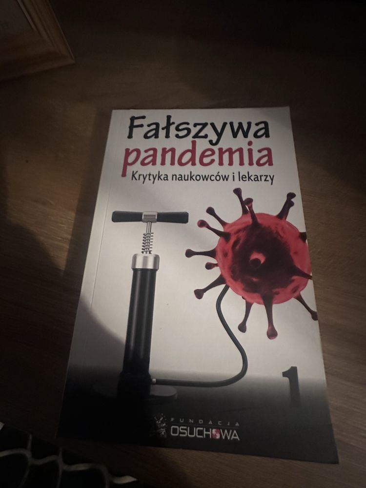 Fałszywa pandemia. Krytyka naukowców i lekarzy