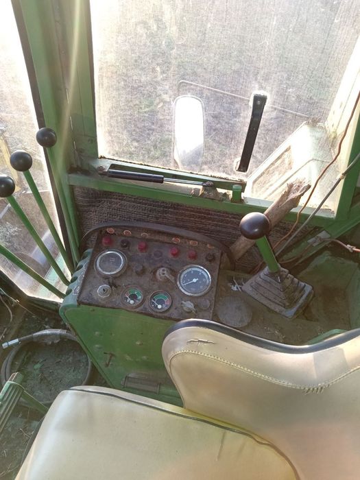 Комбайн зернозбиральний John Deere