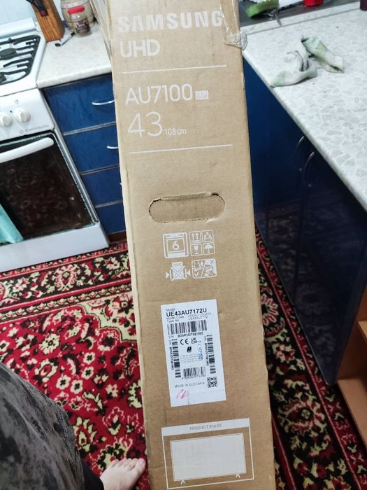 Телевізор Samsung 4k smartTV HDR43AU7100 (UE43AU7100UXUA)