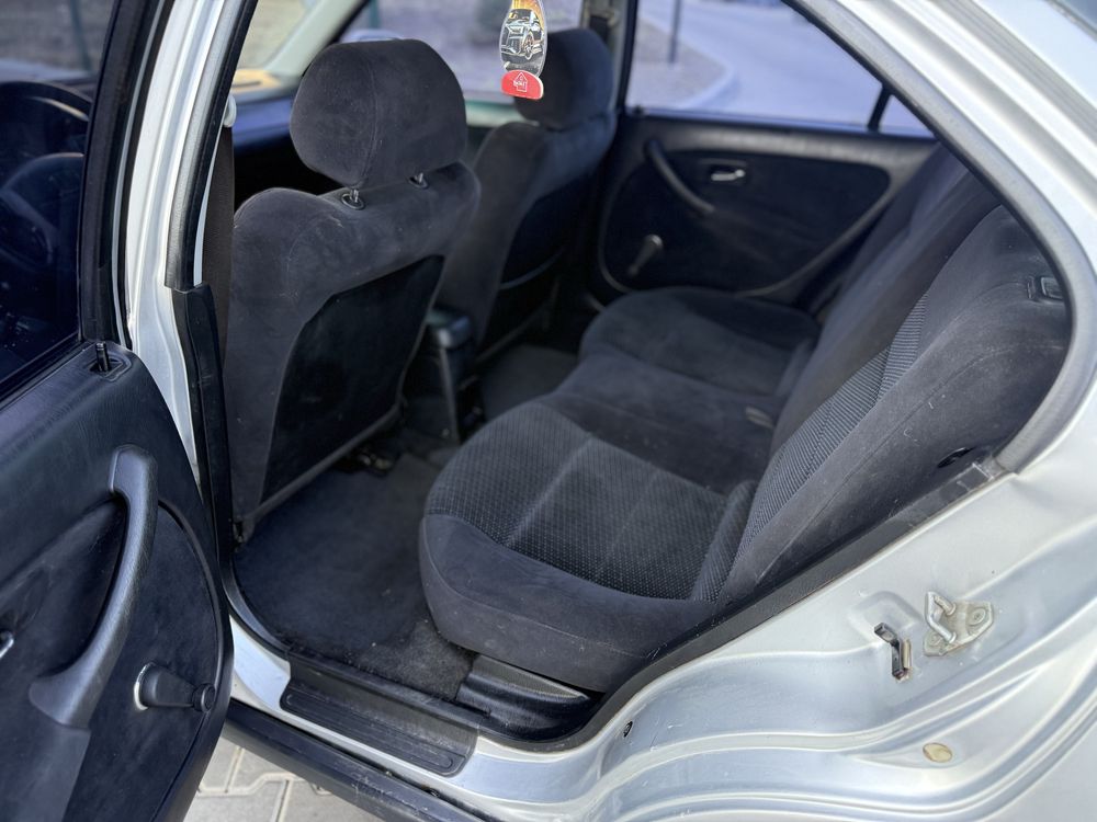 Honda Civic 1.4 автомат
