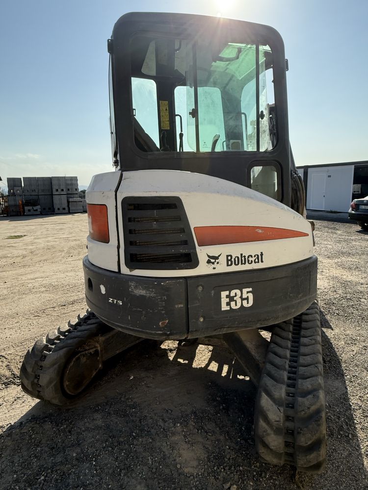 Bobcat E35 Ano 2015