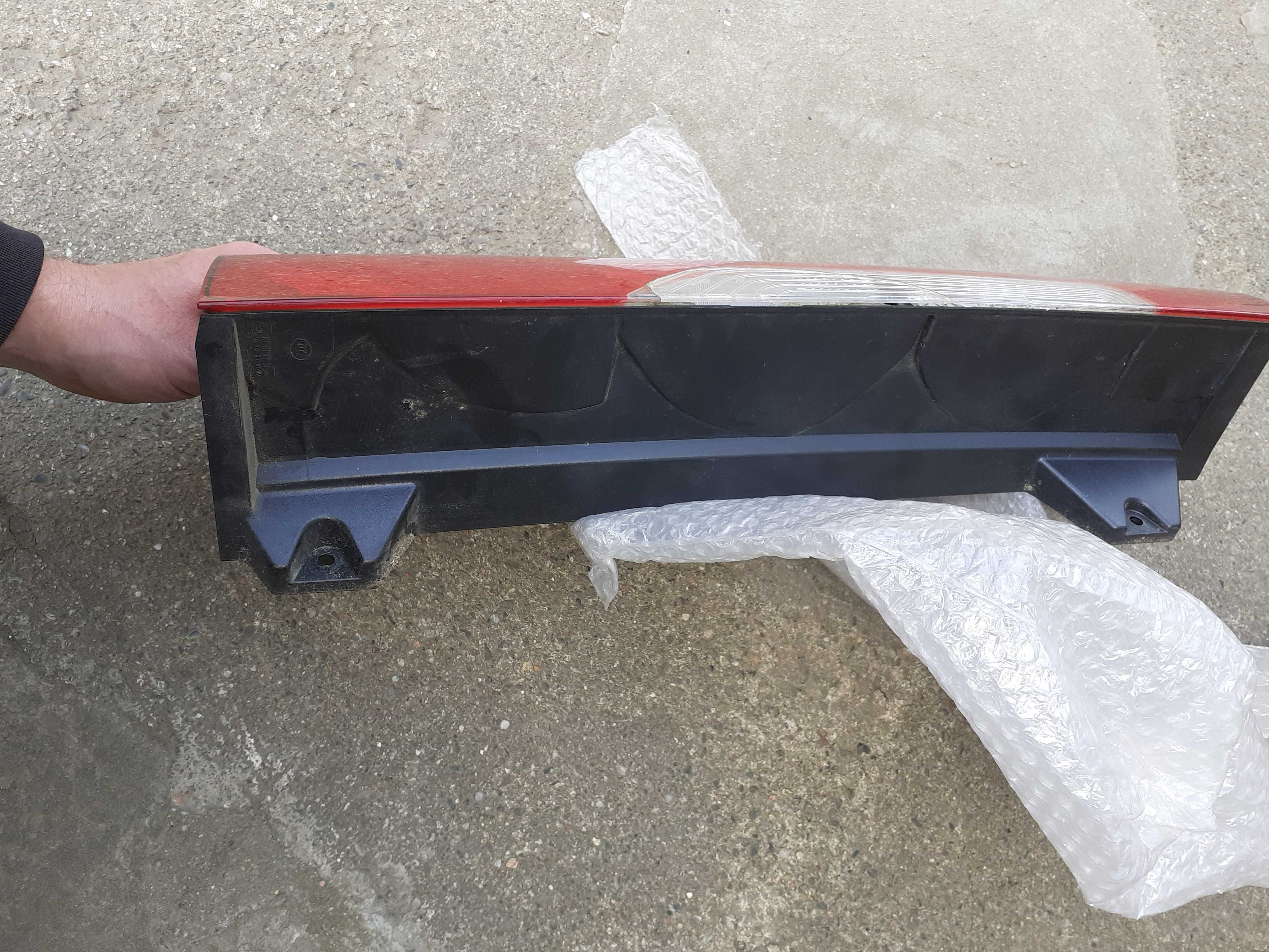 Lampa Tylna Mercedes Sprinter Lekko uszkodzona