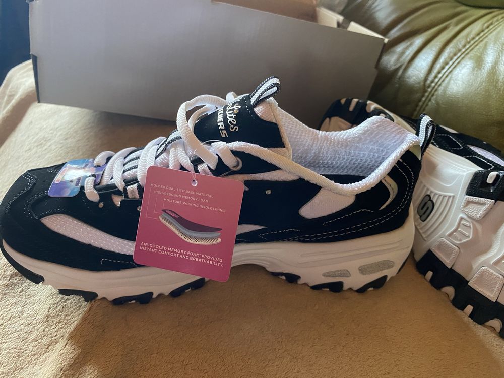 Skechers 38 biale czarne nowe