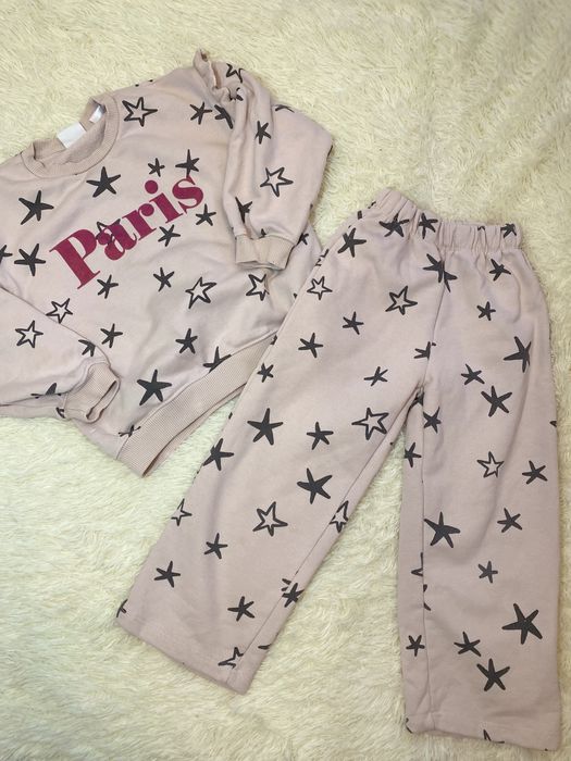 Костюм для дівчинки