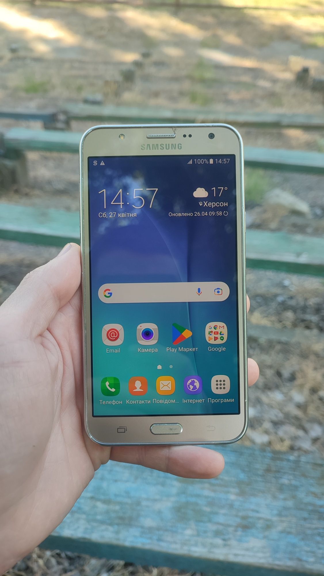 Продам телефон Samsung Galaxy J7