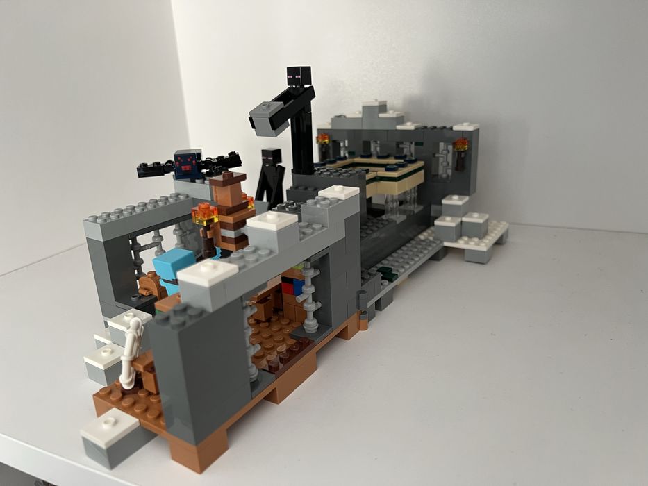 Lego Minecraft 21124 Portal Kresu
