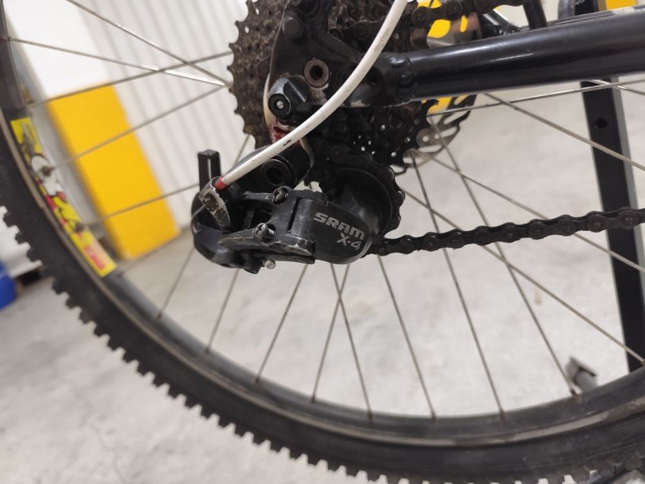 Bicicleta Specialized Hardrock Sport Roda 26