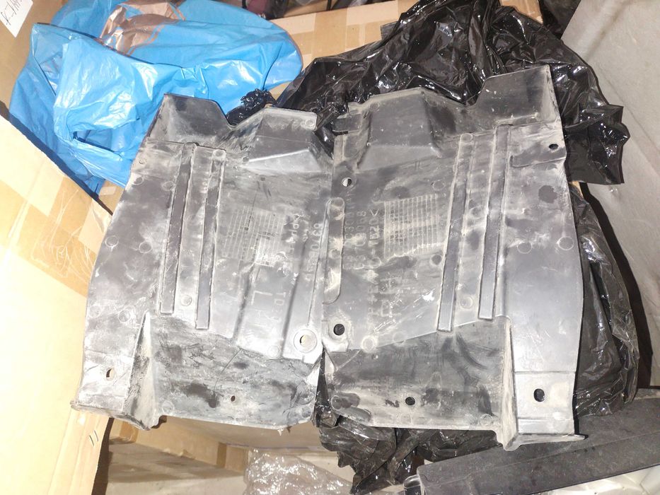 Захисти двигуна, бампера, пластик Outlander, Outlander Sport, ASX