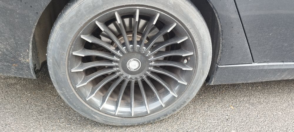 Felgi 19r przód 8.5 tył 9.5 ET20 5X120