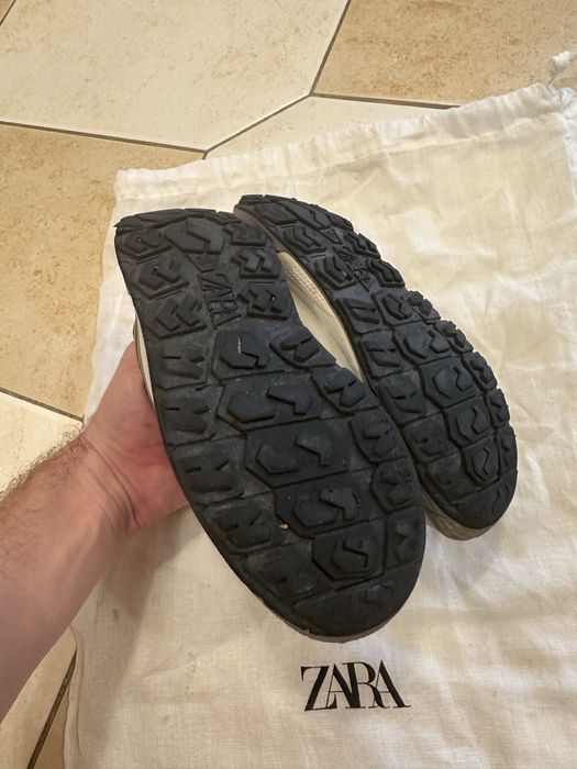 Продам кросівки ZARA 33