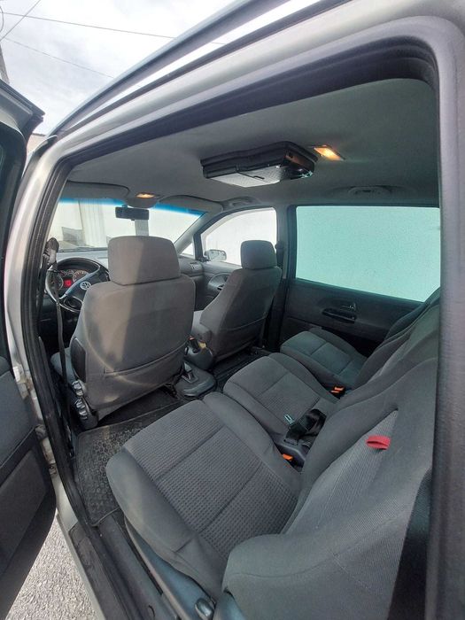 Volkswagen Sharan 1.9 Tdi 115cv – 7 lugares - Ano 2000