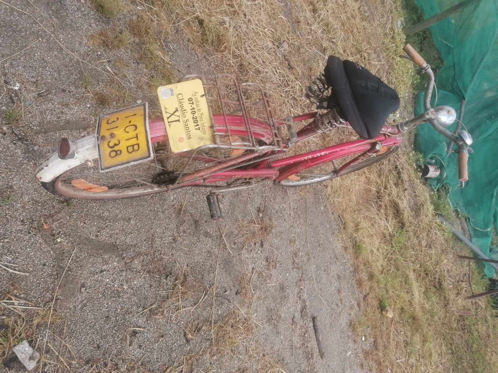 Bicicleta "Pasteleira"  Yé-Yé.
Matríc