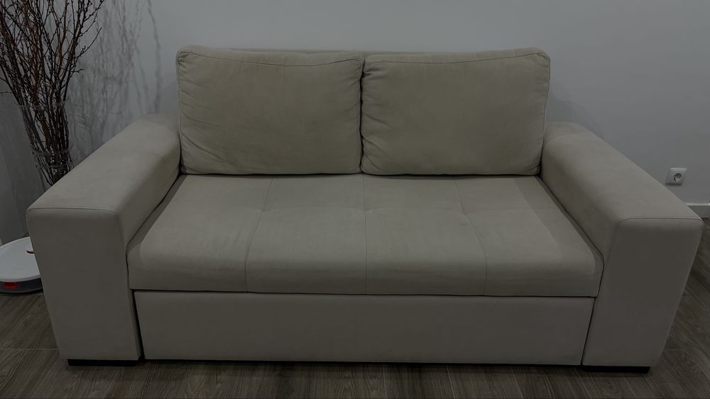Sofa cama em excelente estado