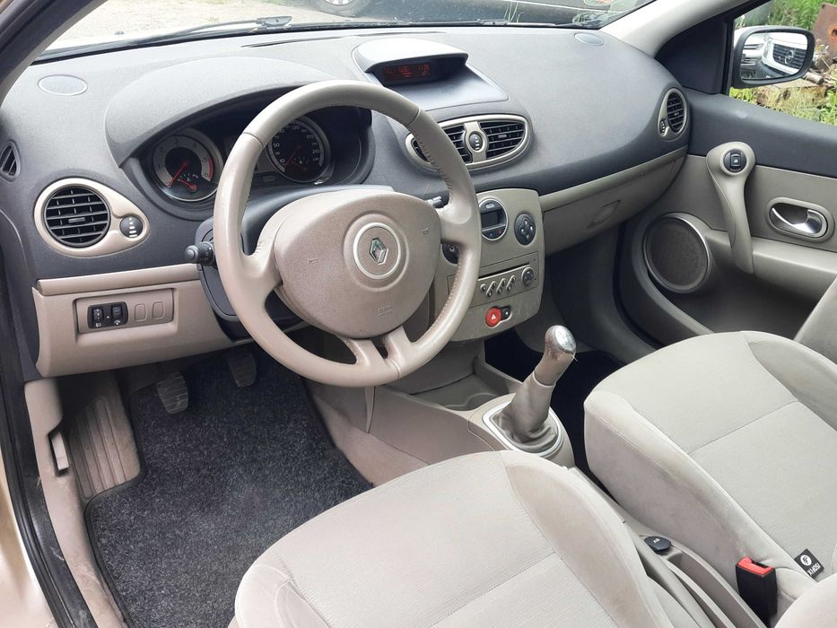 Renault Clio III 1.5 dCi z Niemiec Klima Welur Panorama Parktronic