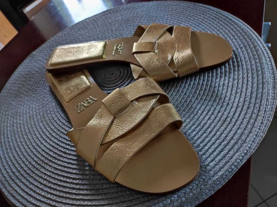 Zara klapki skórzane skórkowe ze skóry złote płaskie  hit sezonu