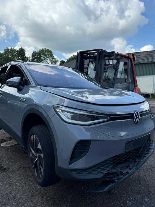 VW. ID4 РОЗБІРКА  запчастини в наявності Капот в колір