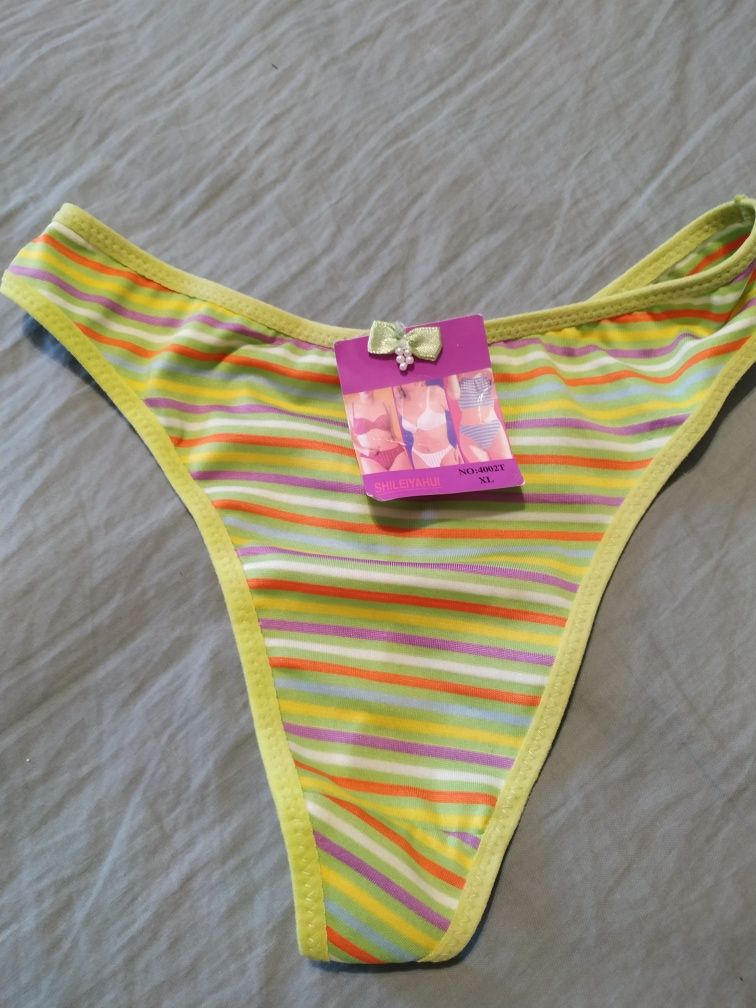 Nowe majtki stringi zielone w paski XL