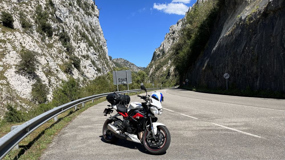 Triumph street triple 675
