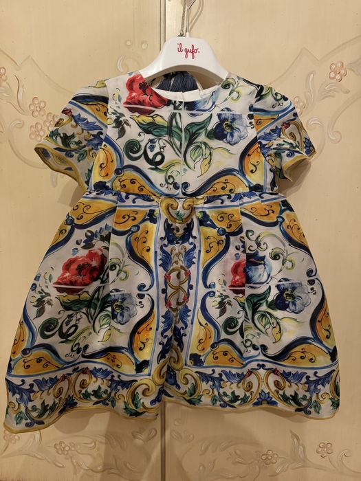 Детское наряжнок платье dolce gabbana 24-30мес.100% шелк