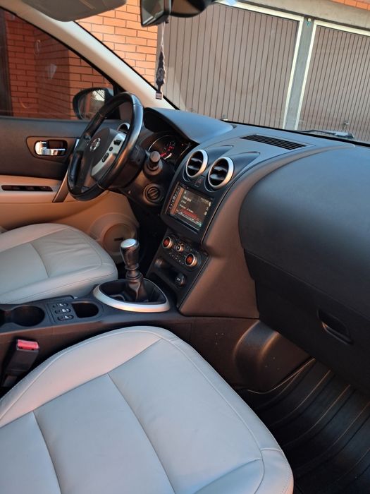Продам Nissan Qashqai2011